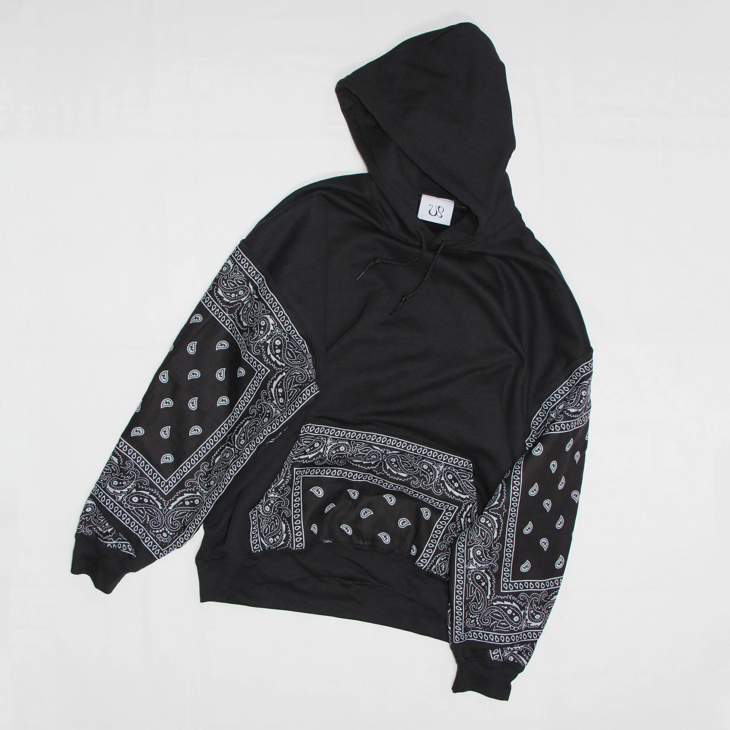 Black bandana print hoodie hotsell